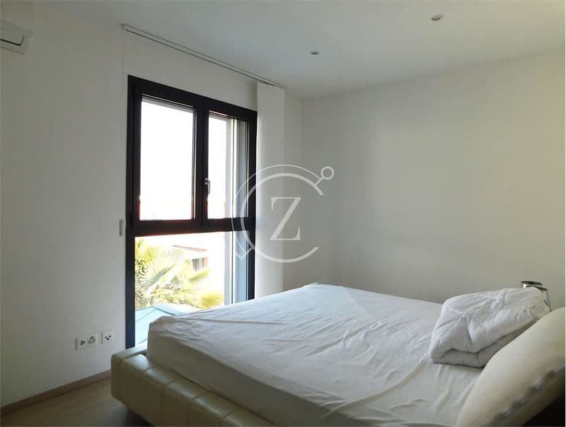 Moderna casa con piscina a Bedano (11)