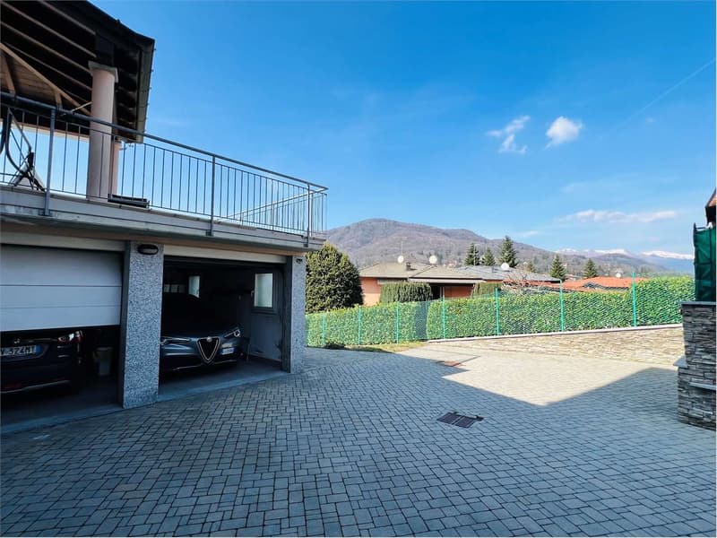 Villa for sale in Marchirolo (2)