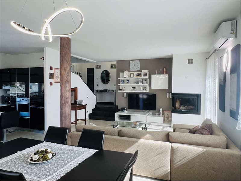 Villa for sale in Marchirolo (11)
