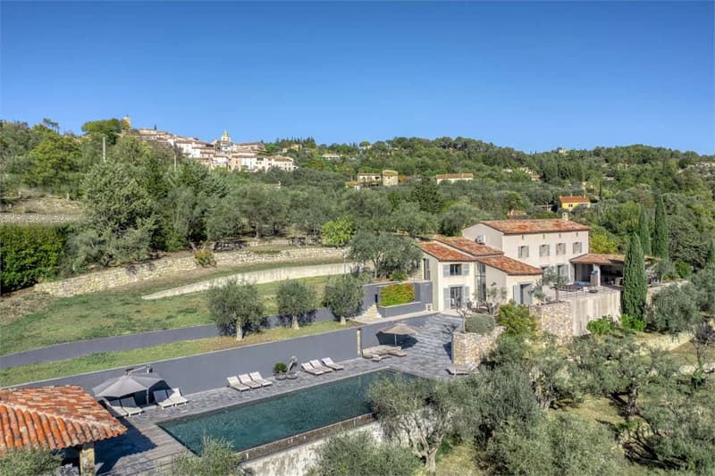 Incantevole casa di campagna con vista panoramica. (2)