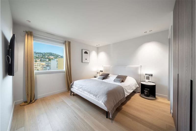 Apartment with panoramic sea view (12)