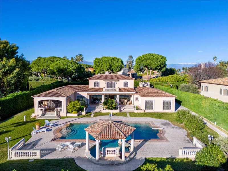 Villa provençale de luxe dans un domaine clôturé (1)