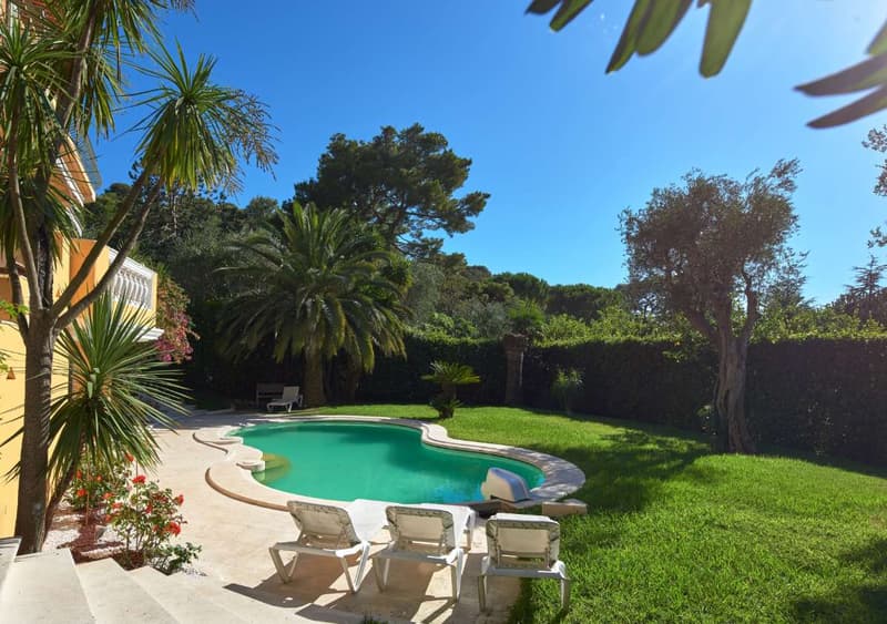 Somptueuse villa art déco dans un domaine sécurisé (6)