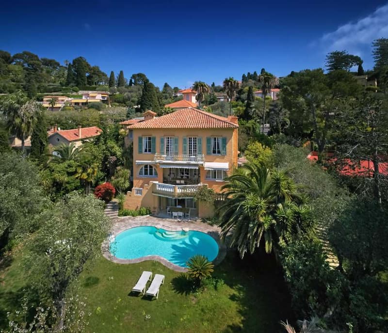 Somptueuse villa art déco dans un domaine sécurisé (1)