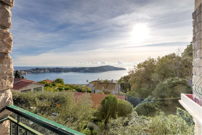 Villa de caractère dans un emplacement calme (10)