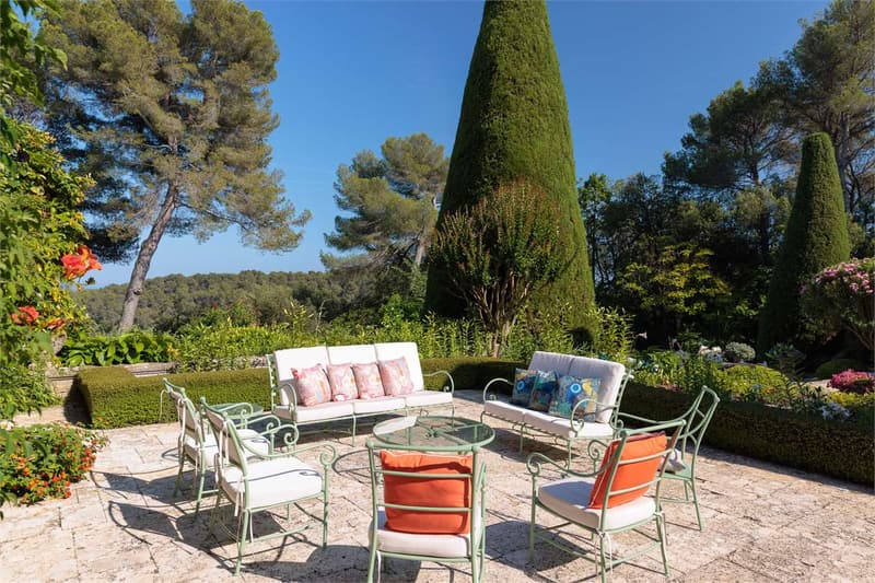 UNA PROPRIETÀ D'ECCEZIONE TRA MOUGINS E VALBONNE (6)