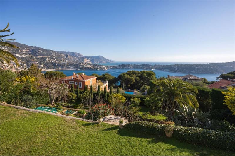 Villa donnant sur la baie de Villefranche (10)