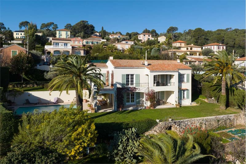 Villa donnant sur la baie de Villefranche (3)