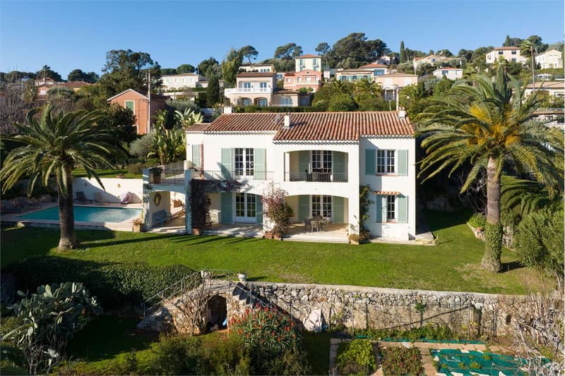 Villa donnant sur la baie de Villefranche (4)