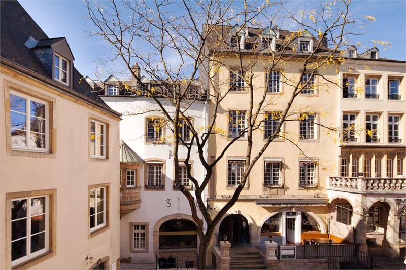 Prästigöse Wohnung in einem historischen Gebäude (3)