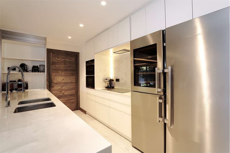 Spacious new apartment in Méribel Village (2)