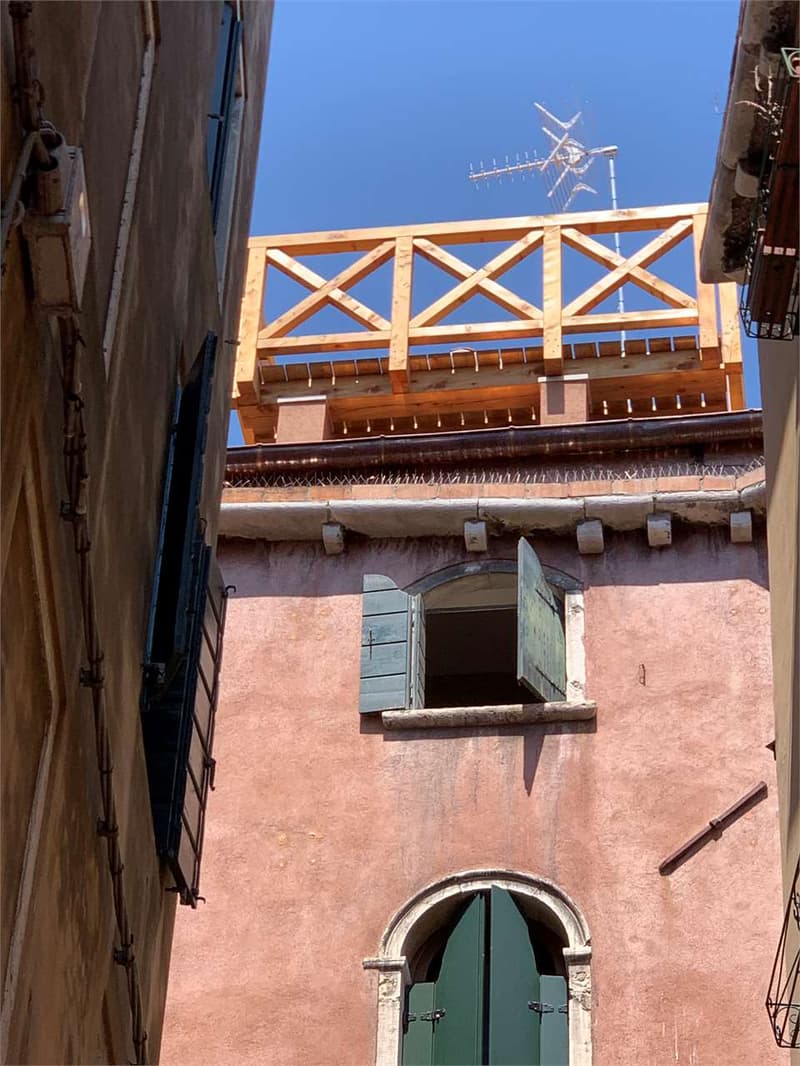 Splendido attico nel centro di Venezia (10)