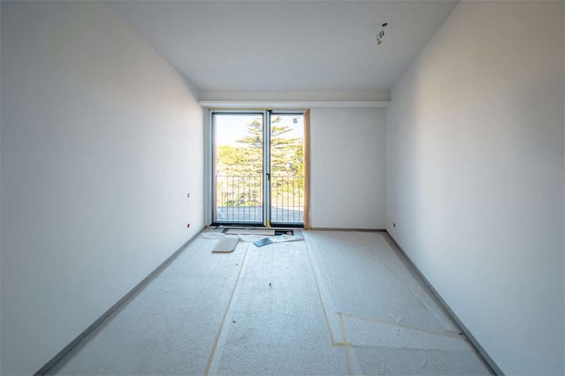 Appartement spacieux et neuf de 4,5 pièces avec jardin au rez-de-chaussée (13)