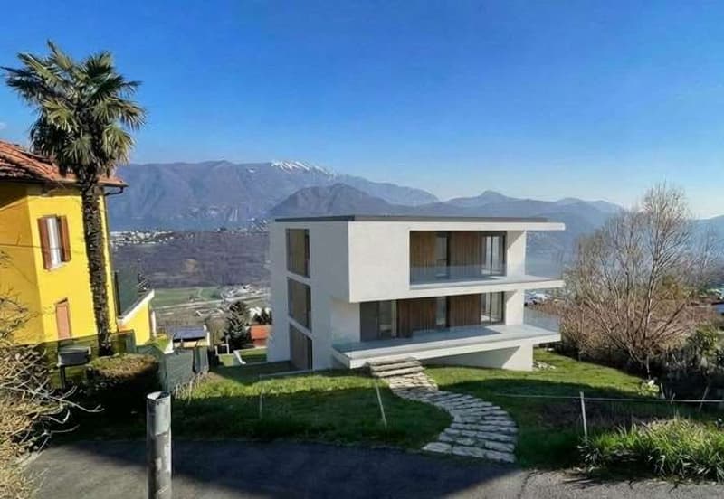 Sale of building land of about 800 sqm (5)