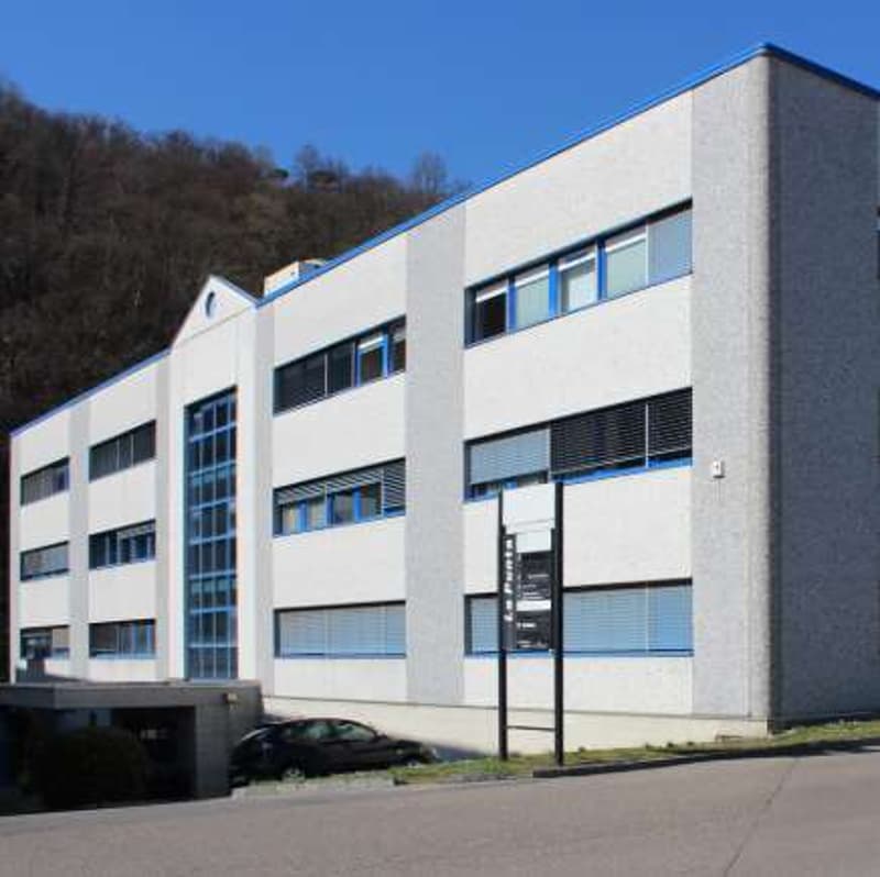 Spazio commerciale -500mq libero  da subito (7)