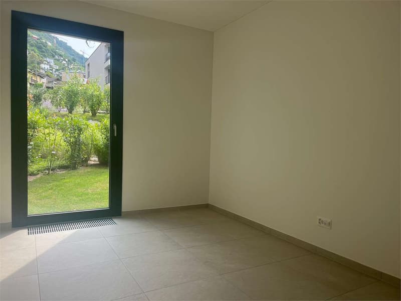 Gordola- stupendo 4.5 con giardino (7)