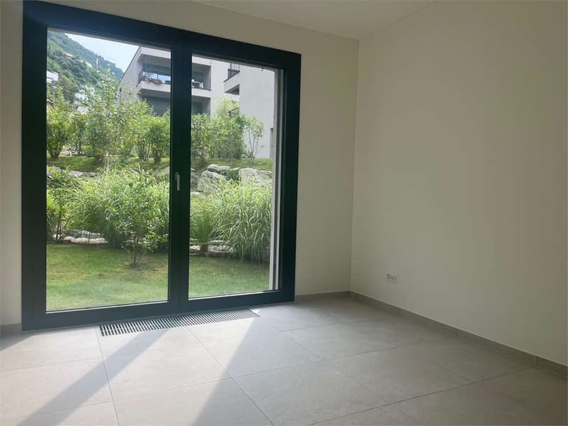 Gordola- stupendo 4.5 con giardino (9)