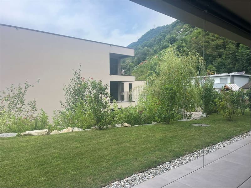 Gordola- bellissimo  appartamento 4.5 con grande giardino (11)
