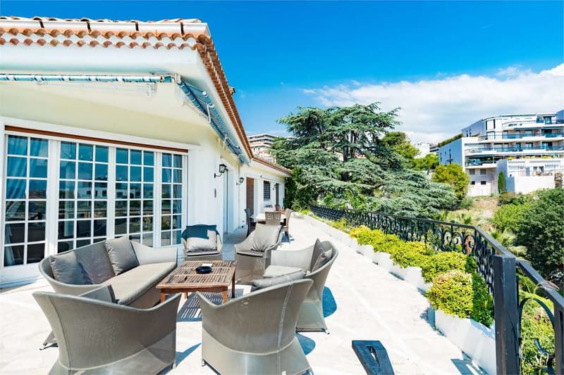 Esclusiva Villa Panoramica con Piscina a Nizza Costa Azzurra (3)