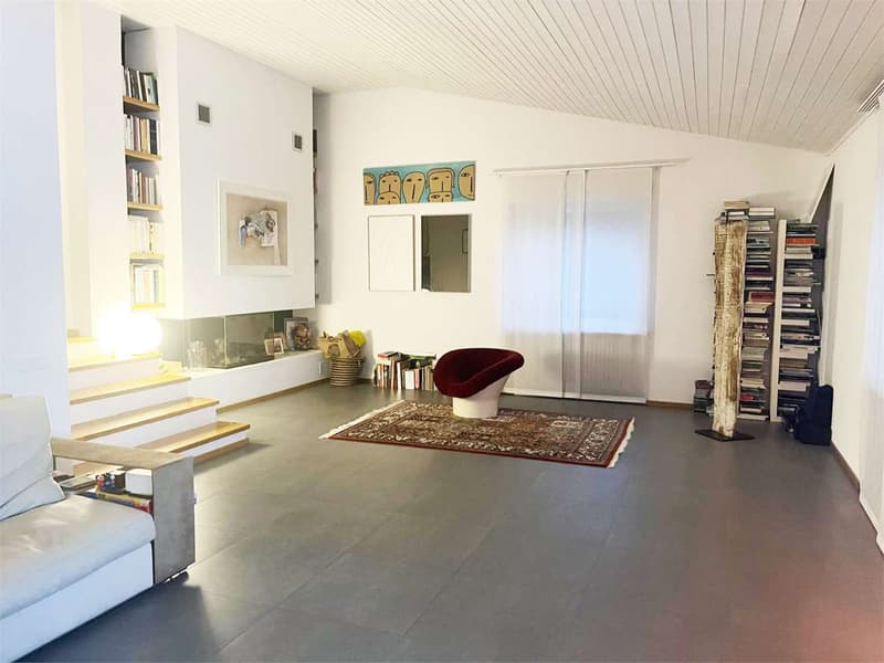 Villa von hohem Standard, eingebettet in die Natur in Croglio (4)
