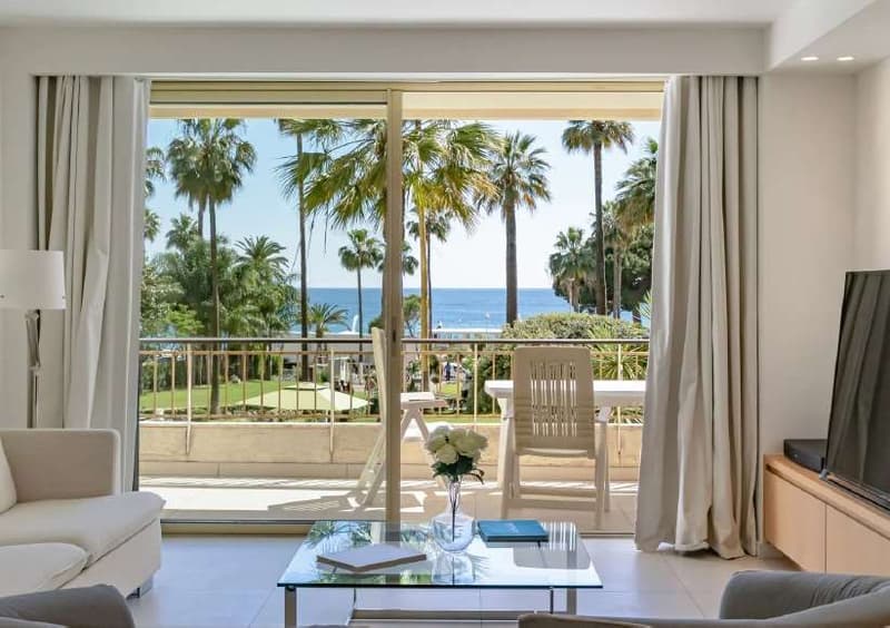 Prestigioso appartamento con vista mare sulla Croisette a Cannes (6)