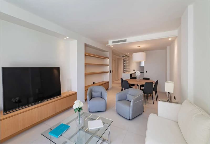 Prestigioso appartamento con vista mare sulla Croisette a Cannes (7)