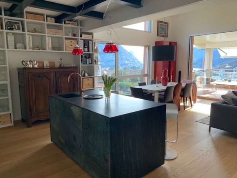 Montagnola - Exklusives Dachgeschoss-Duplex mit Seeblick, 50 m von der TASIS (4)