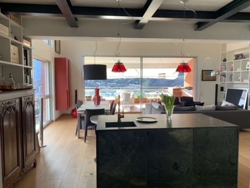 Montagnola - Exklusives Dachgeschoss-Duplex mit Seeblick, 50 m von der TASIS (3)