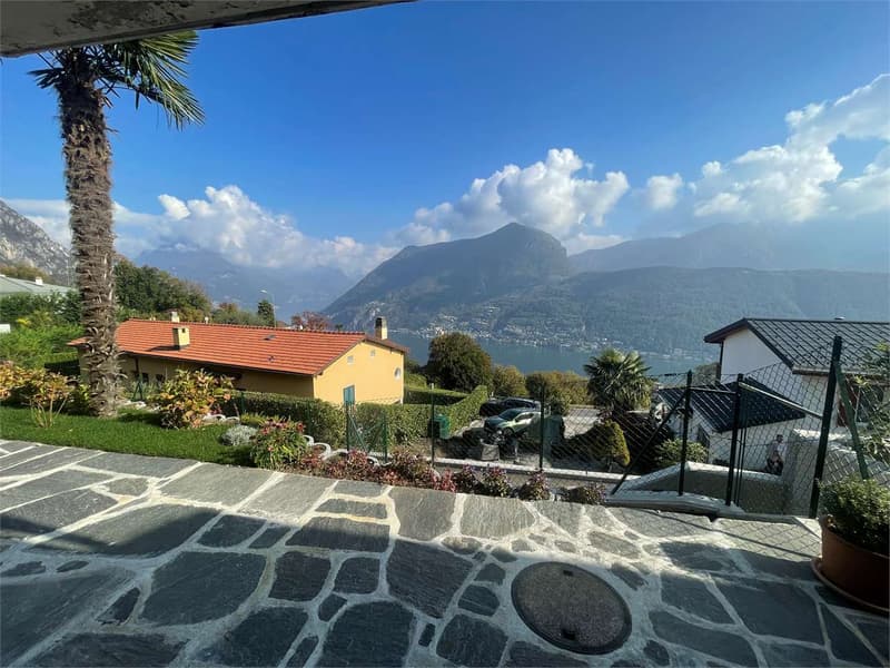 Maison bifamiliale avec vue splendide sur le lac à Carona (10)