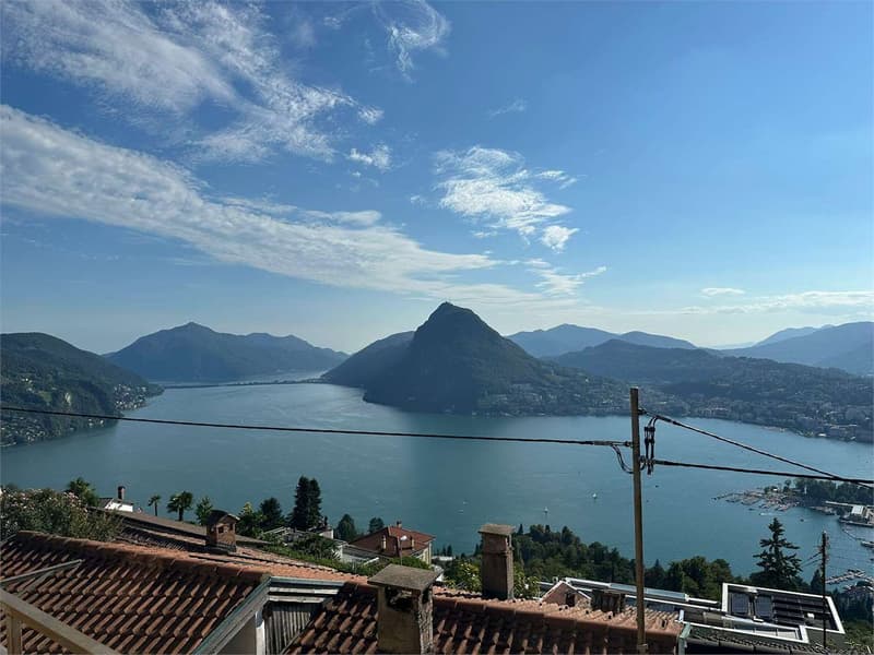 Independent house with wonderful lake view in the heart of Aldesago (1)