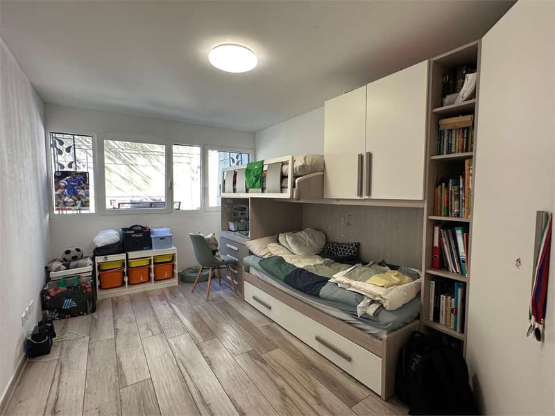 Appartement raffiné de 3,5 pièces avec jardin privé à Sorengo (8)