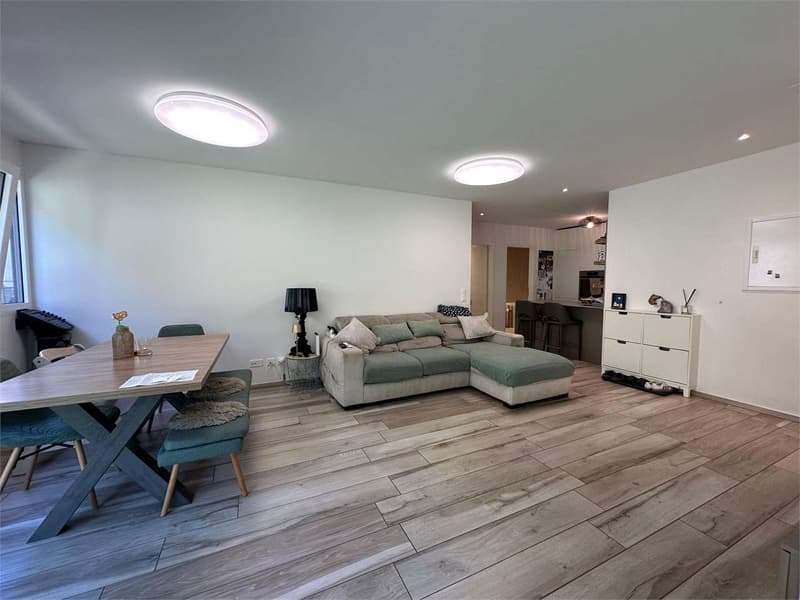 Appartement raffiné de 3,5 pièces avec jardin privé à Sorengo (4)