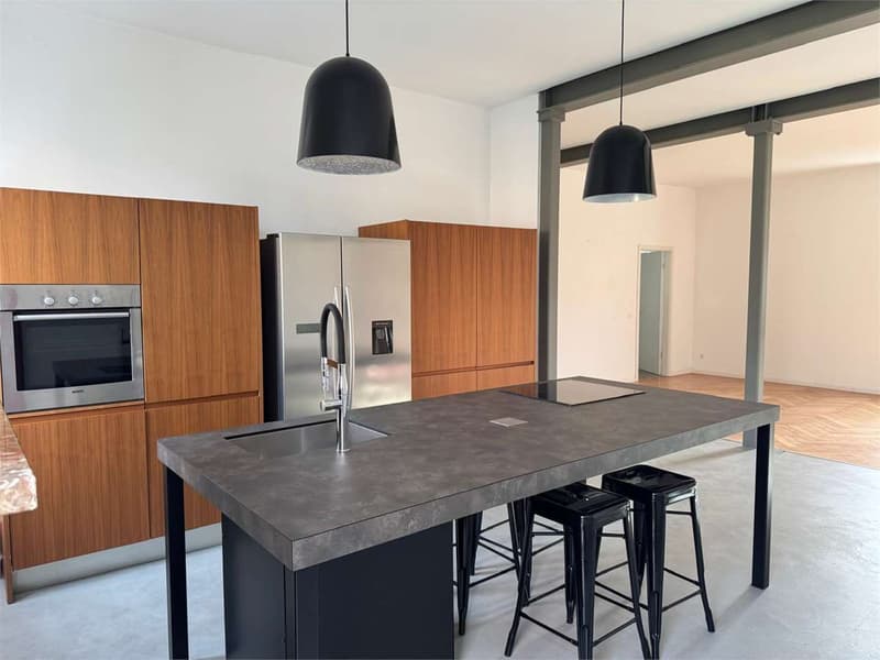 Villa prestigieuse avec jardin à Chiasso à proximité du centre-ville (3)