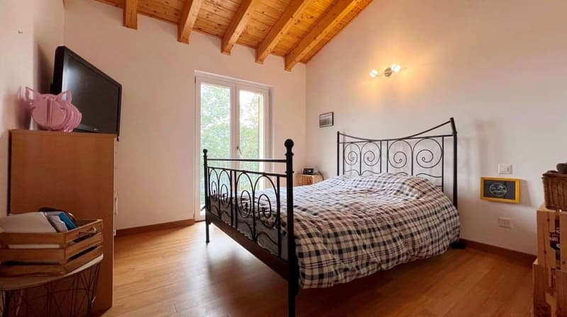Partie de maison mitoyenne à vendre, 4,5 pièces (5)