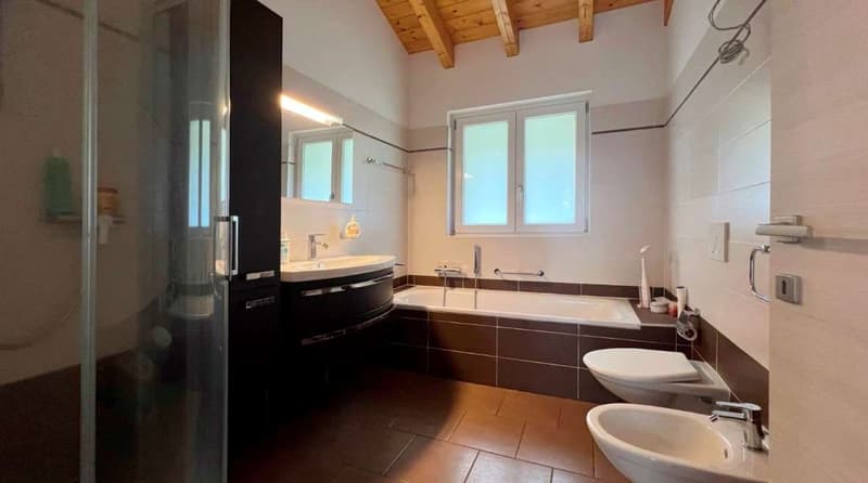 Partie de maison mitoyenne à vendre, 4,5 pièces (7)