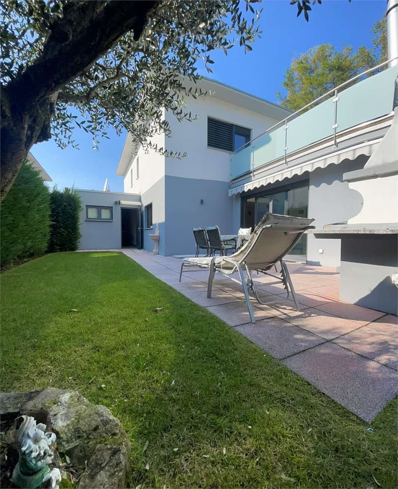 Villa indépendante de haut standing dans le quartier le plus exclusif de Cademp (3)