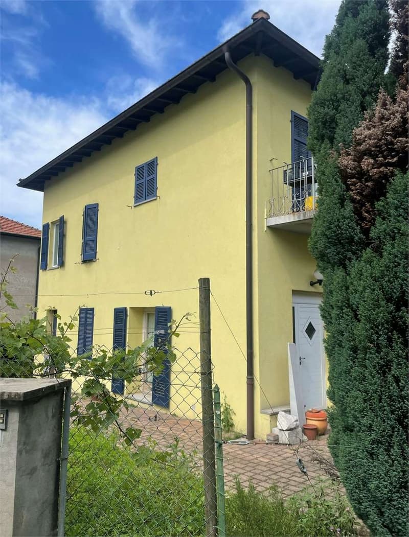Two-family house in the heart of Mendrisio - An excellent investment (7)
