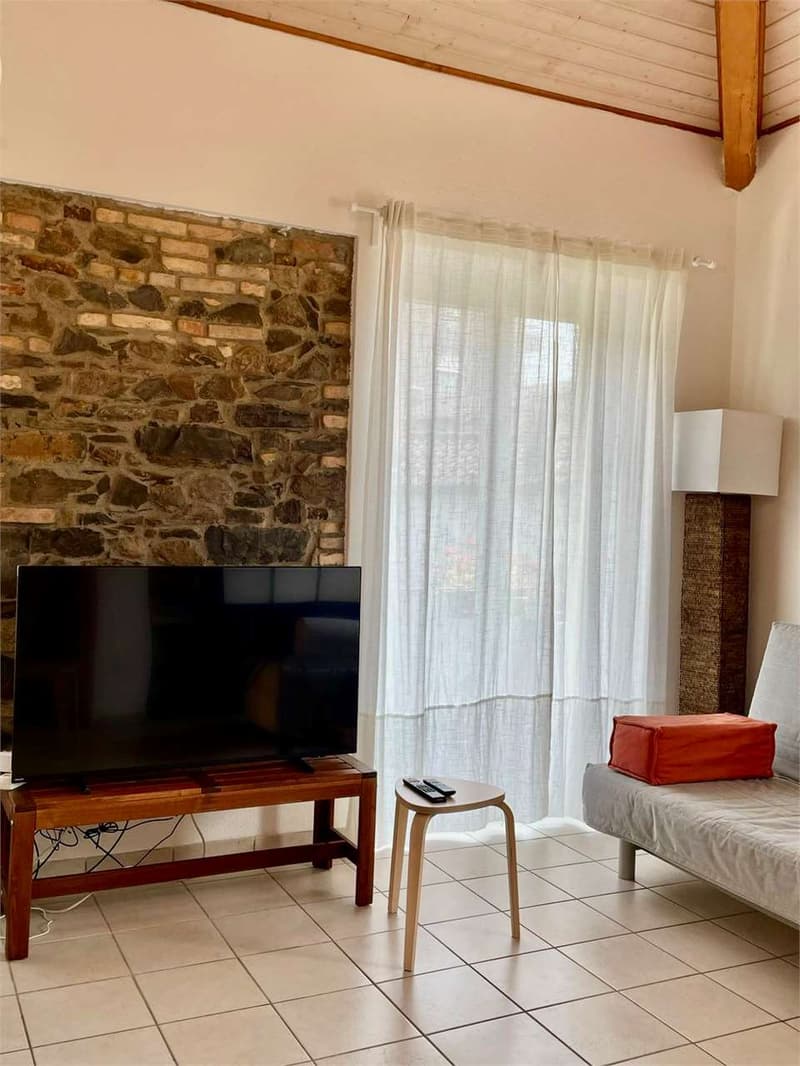 Two-family house in the heart of Mendrisio - An excellent investment (5)