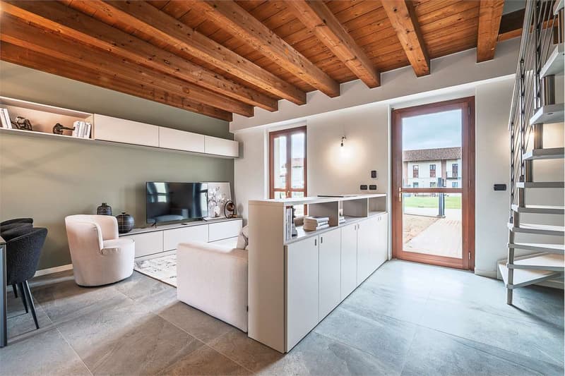 Townhouse with Private Garden - New Robilant Residence (6)
