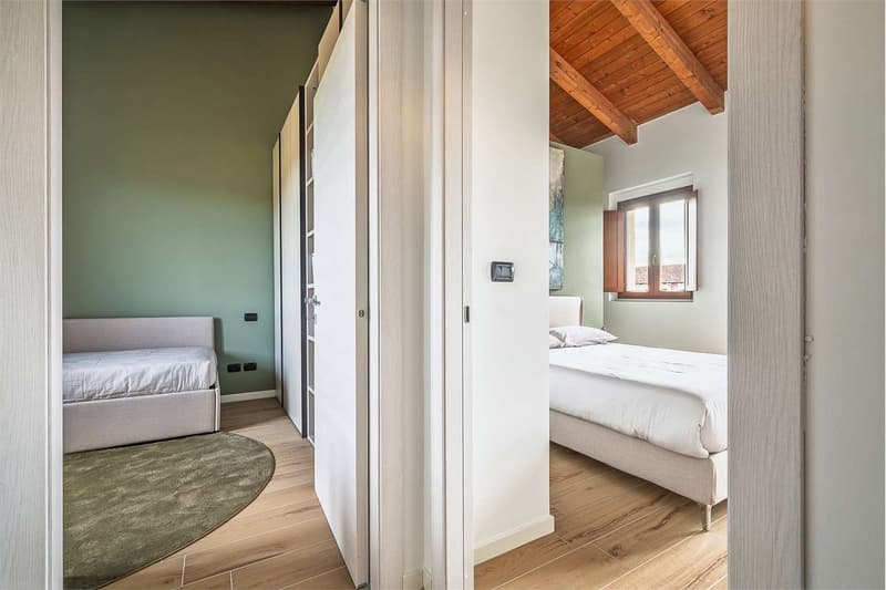 Townhouse with Private Garden - New Robilant Residence (12)