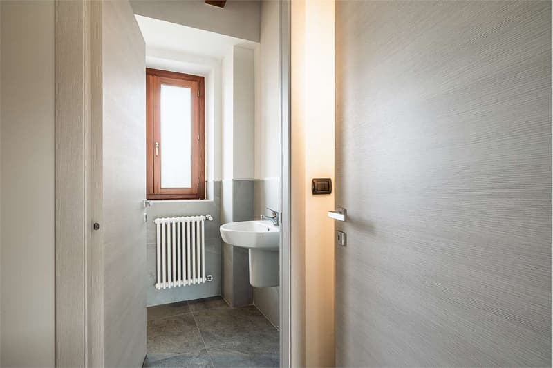 Elegant Semi-Detached Villa with Private Garden - New Robila Residence (13)
