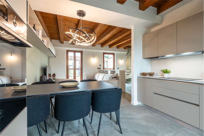 Semi-detached villa with private garden of 170sqm - New Robila Residence (4)