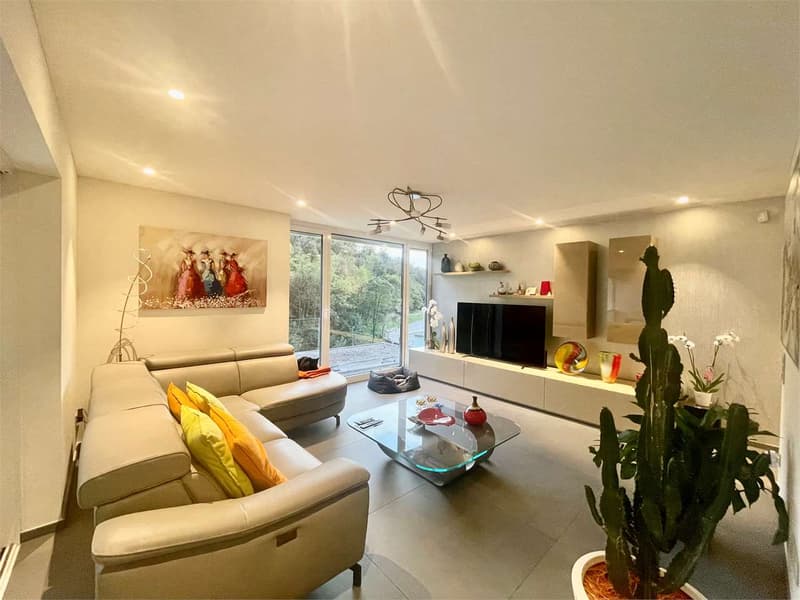 Villa unifamiliale moderne avec vue ouverte à Origlio (2)