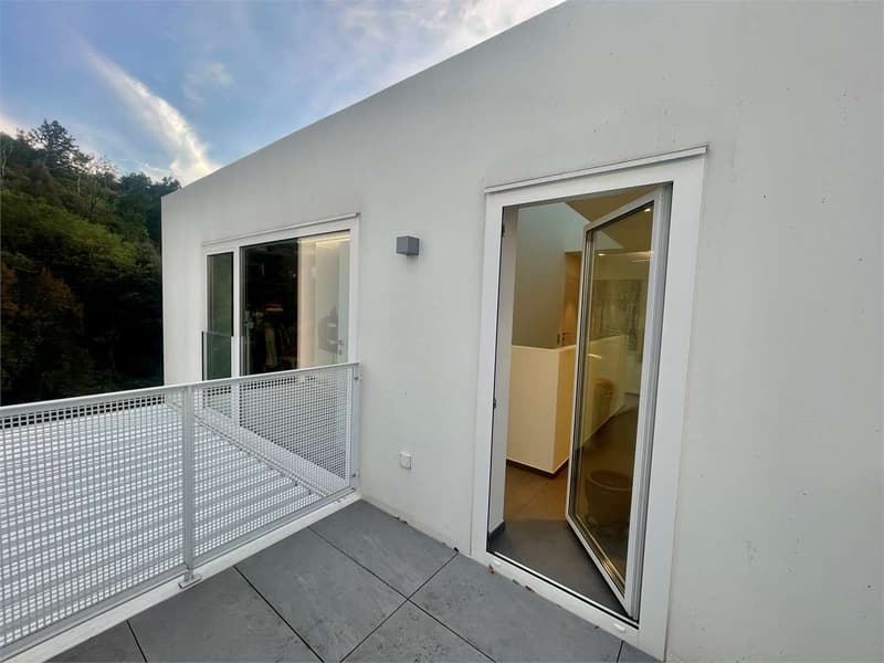 Villa unifamiliale moderne avec vue ouverte à Origlio (10)