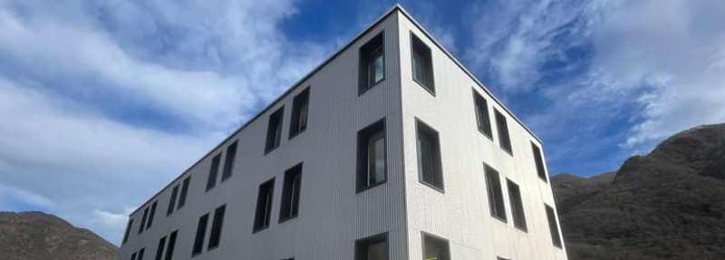 Commercial/office space with 4 rooms for rent - Mezzovico (2)