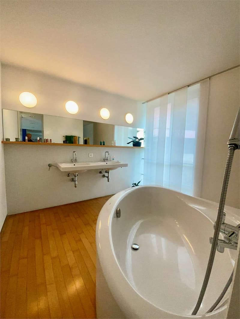 Villa splendide et élégante avec un design contemporain (9)