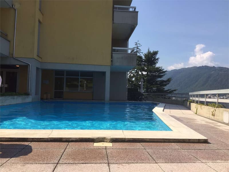 Beautiful 2.5-room apartment for sale with lake view in Bisso (3)