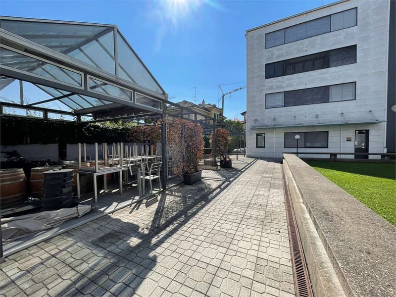 AFFITTASI RISTORANTE - CERCASI NUOVA GESTIONE (7)