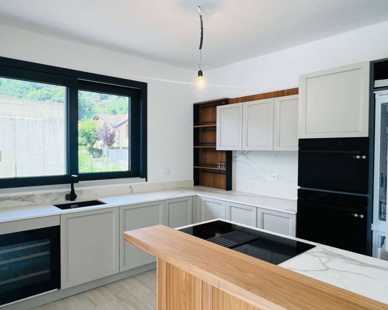 Exclusive New-Build Residence - Levena Ponte Tresa (13)