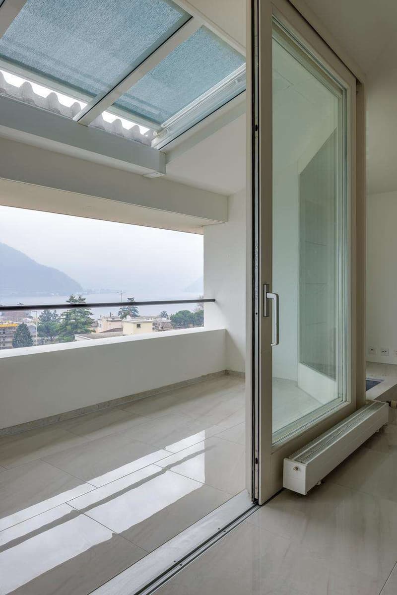 Duplex à louer à Melide avec vue sur le lac et grand balcon (4)